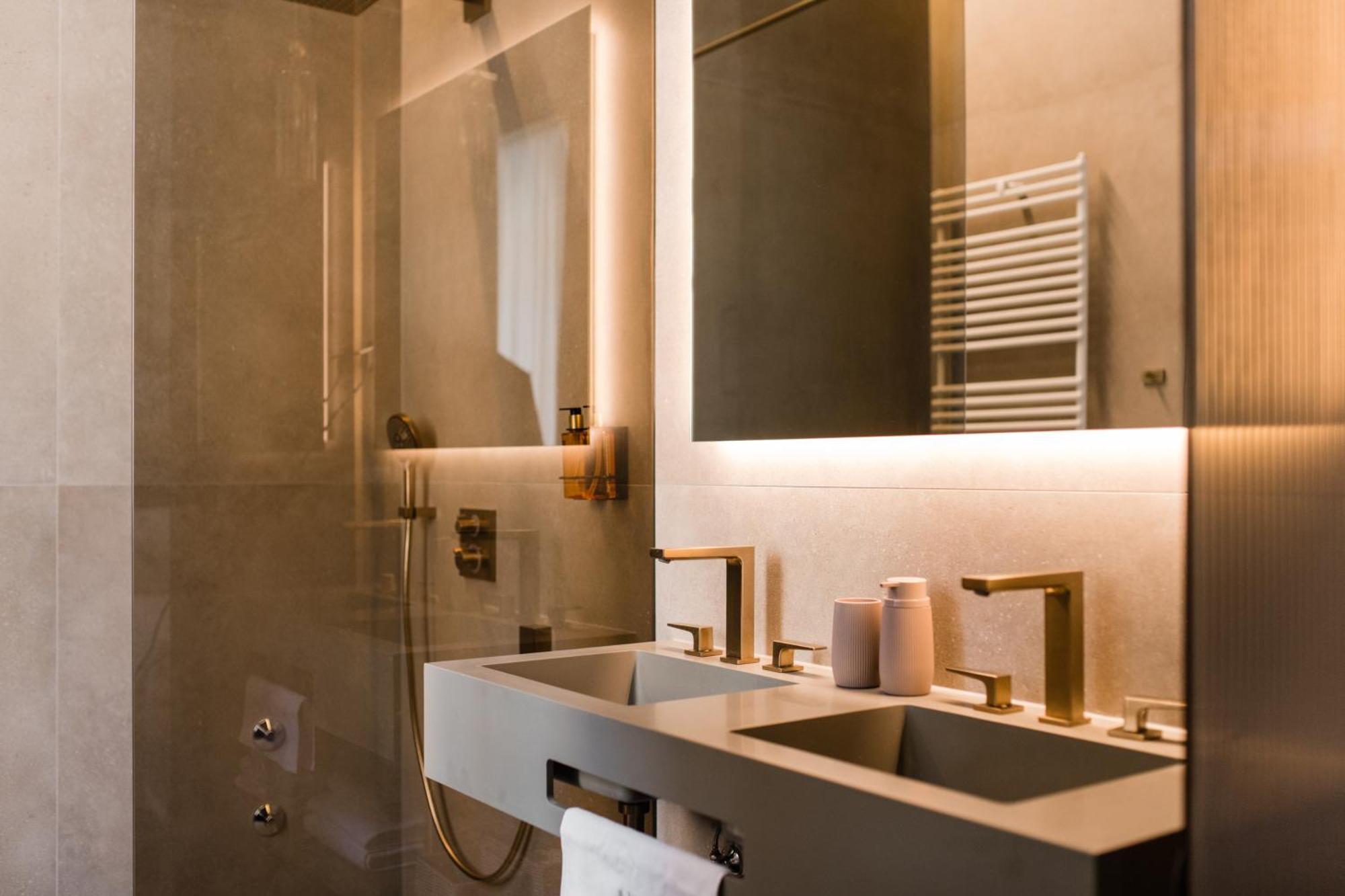 Boutique Hotel Hoh Загреб Экстерьер фото